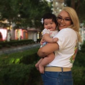 Meet your Posher, Andrea